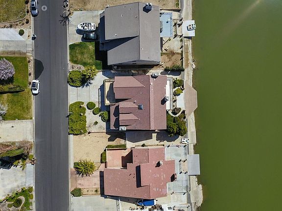 4th image of 17915 Lakeview Dr