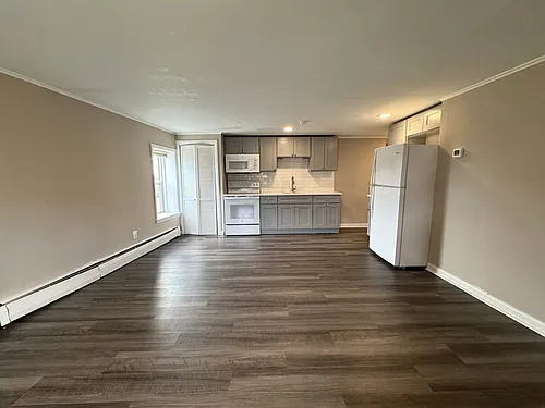 31 Western Ave Photo 1
