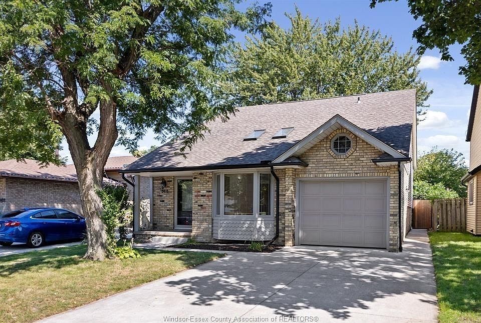 1st image of 3418 Deerbrook Dr