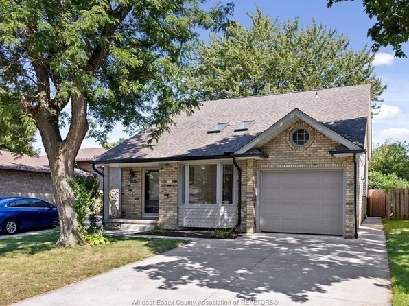 3418 Deerbrook Dr, Windsor, ON N8R 2E4