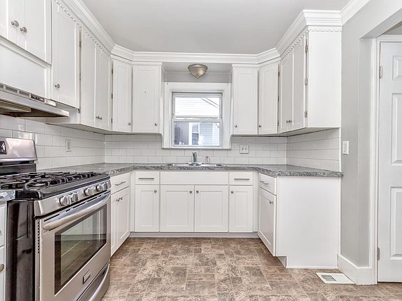 2nd image of 354 Sycamore St #354