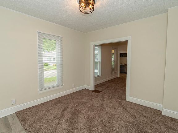 5th image of 501 N Ward St