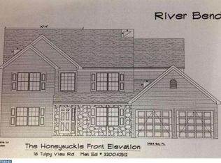 10 Tulpy View Dr, Womelsdorf, PA 19567