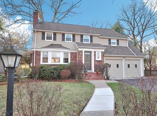 448 Ackerman Ave, Glen Rock, NJ 07452
