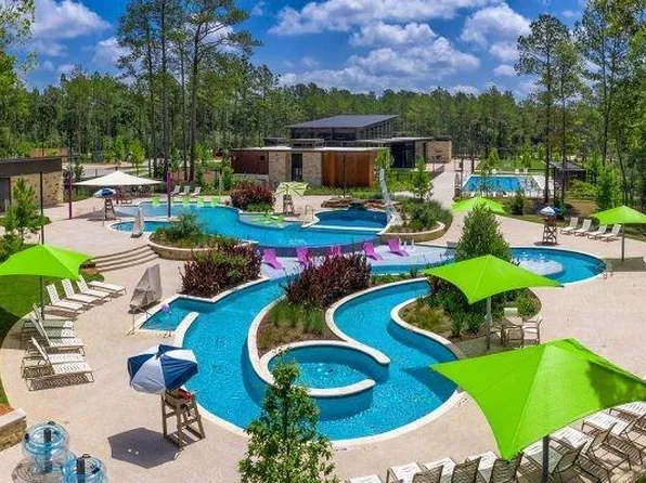 810 Spruce Pine Dr, Willis, TX 77318