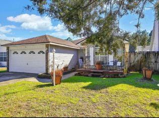 86 Ruby Cir, Mary Esther, FL 32569