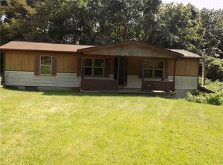 322 English Hollow Rd, New Castle, PA 16101