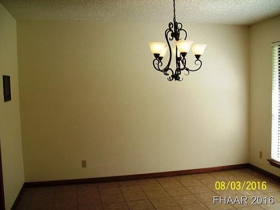 2nd image of 812 Woodside Dr