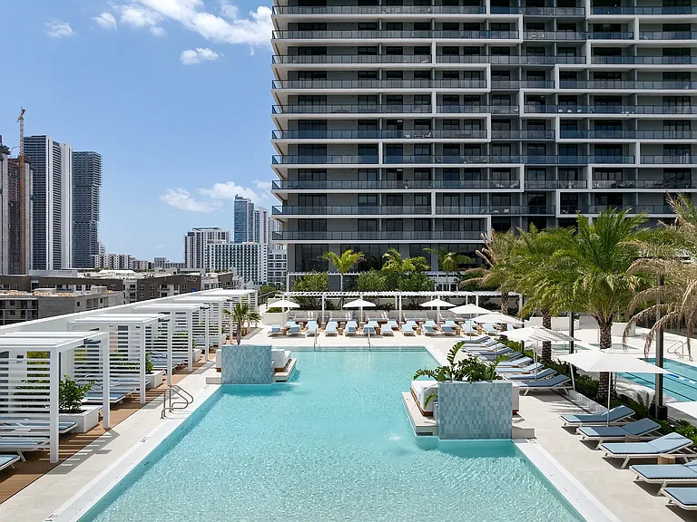 3000 Biscayne Blvd #3802 — Photo 1