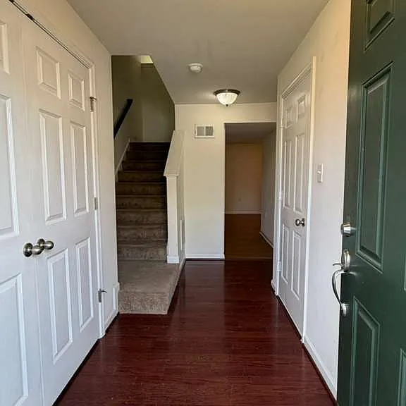38 Lombard Ln — Photo 38