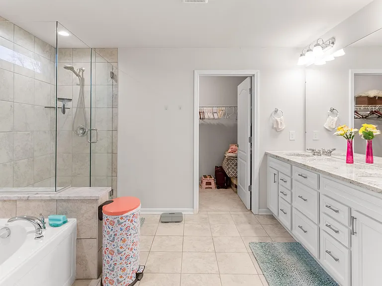 2825 Dillon Dr — Photo 34