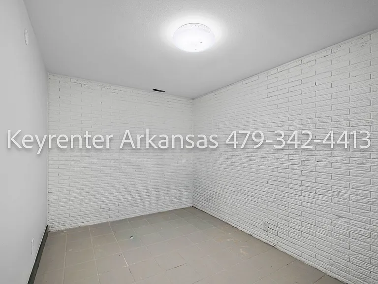 4480 E Trough Spring Rd — Photo 21