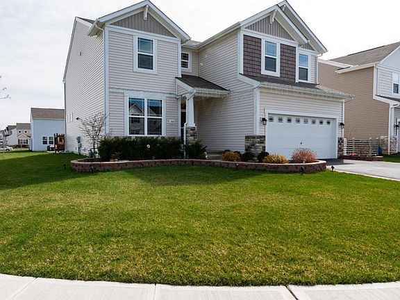 2nd image of 343 Linda Lee Ln