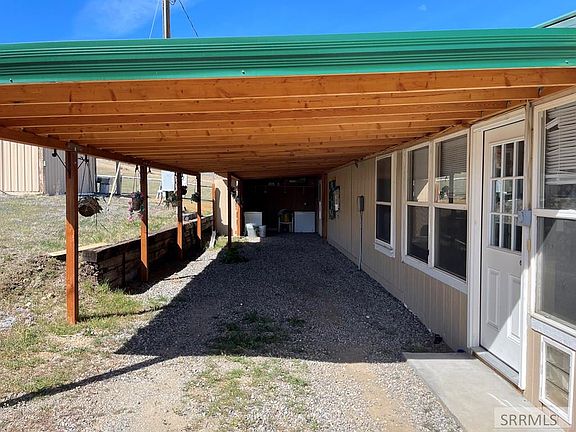 4th image of 1579 Garden Creek Rd