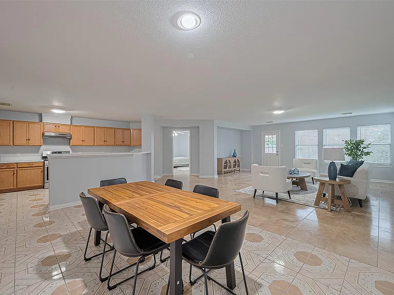 2123 Gable Hollow Ln — Photo 13