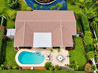 2221 NE 35th St, Pompano Beach, FL 33064