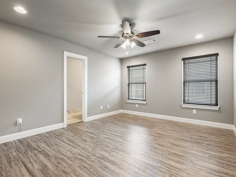 3712 SW Davinci Blvd — Photo 14