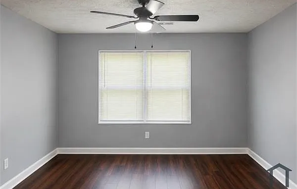 3 bed, $1,800 — Photo 4