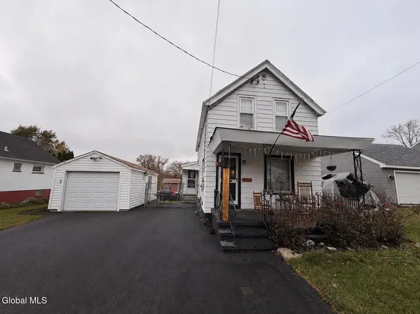 38 Oakland Avenue, Amsterdam, NY 12010
