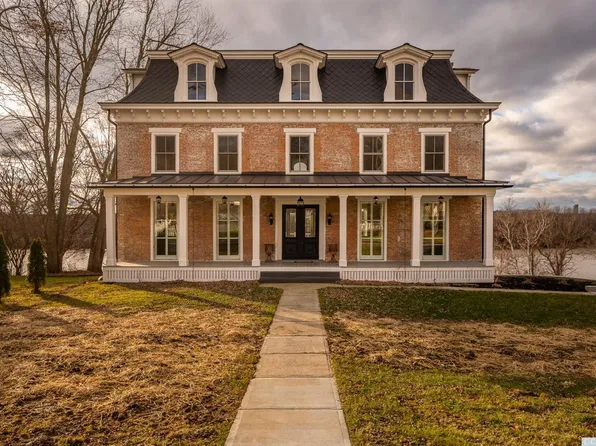 591 River Rd, Schodack Landing, NY 12156