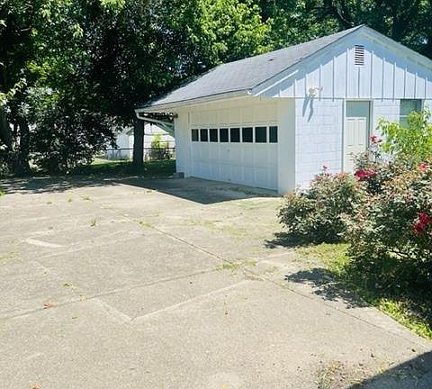 2nd image of 244 Braun St Lot 12