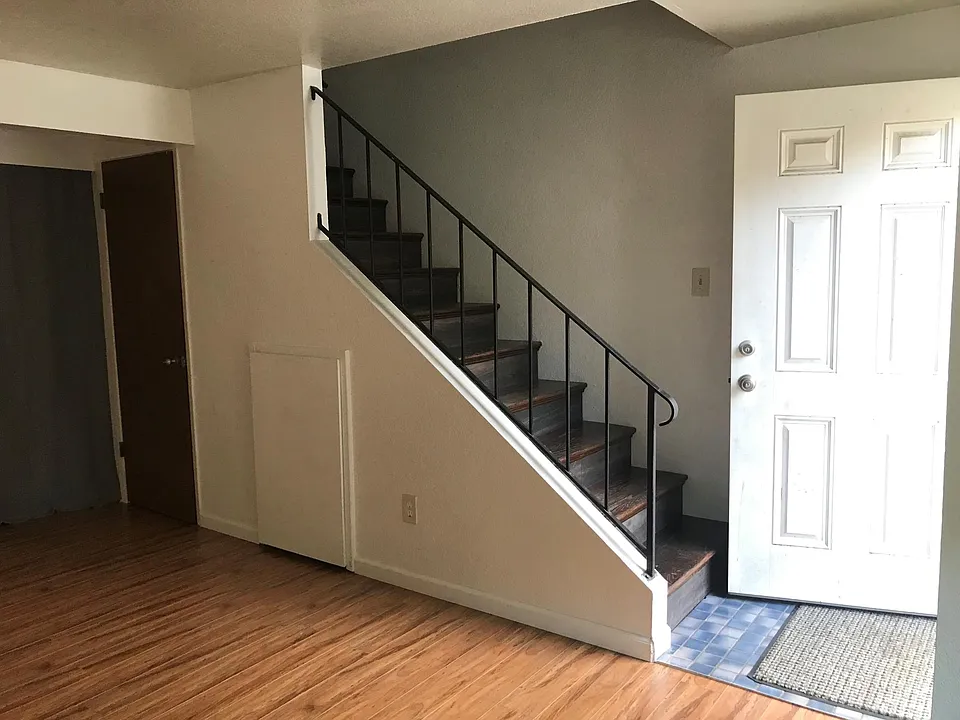 15320 40th Ave W #2