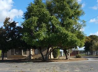 1904 N Dickenson Ave, Fresno, CA 93723