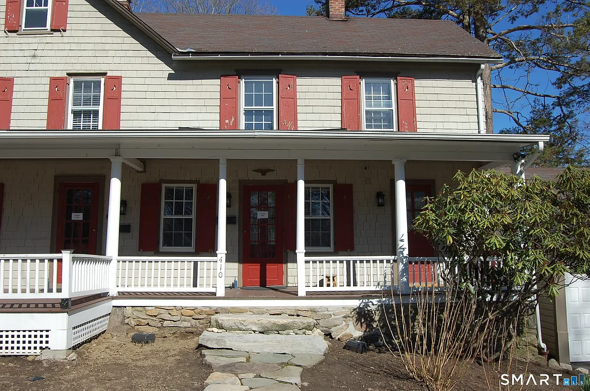 Building Photo - 410 Wilton Rd W