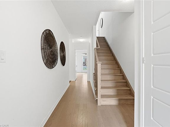 5th image of 4045 Saida St