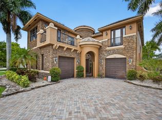 3501 Collonade Dr, Wellington, FL 33449