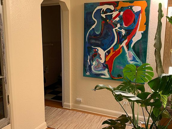 4th image of 1001 N Logan St APT 307