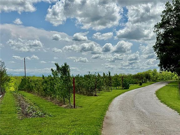 2nd image of 17190 Highway 13