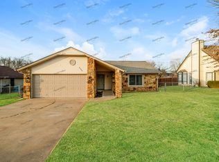 2508 E Queens St, Broken Arrow, OK 74014