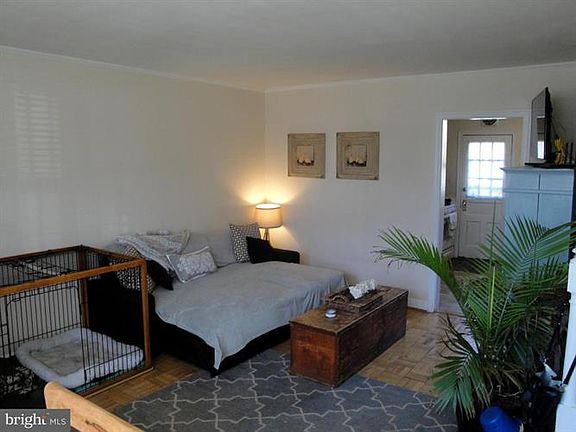 3rd image of 1400 S Edgewood St APT 526