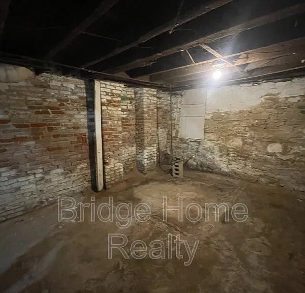 128 S Spring Ave — Photo 50
