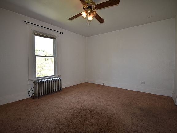 2nd image of 638 Pittsburgh St APT 2