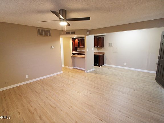 4th image of 424 W BROWN Road #105