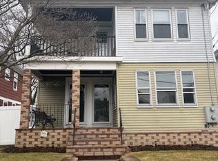 166-168 Narragansett St, Providence, RI 02905