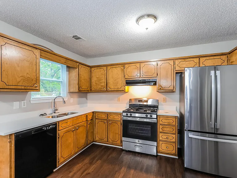 1367 Misty Ridge Ct — Photo 7