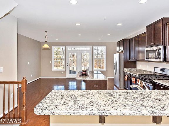 3rd image of 8801 Sweet Rose Ct