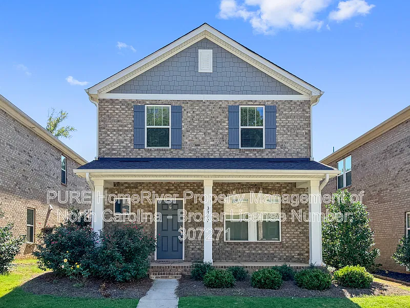 3 bed, 3.0 bath, 1861 sqft, $2,400 — Photo 1