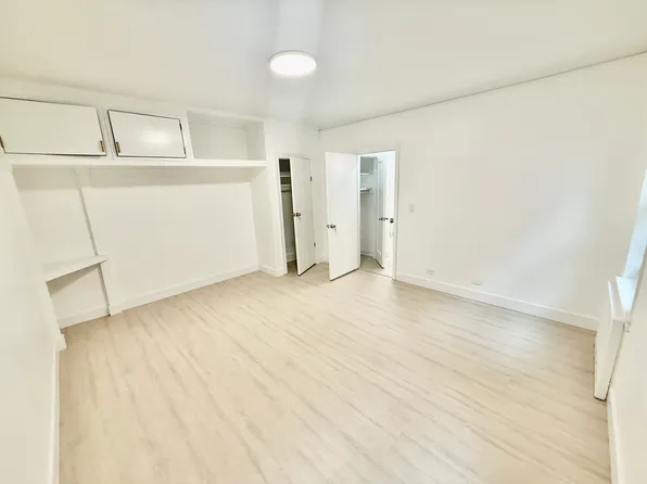 14476 Sanford Ave APT 1E, Flushing, NY 11355