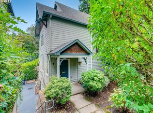 148 SW Hamilton St, Portland, OR 97239