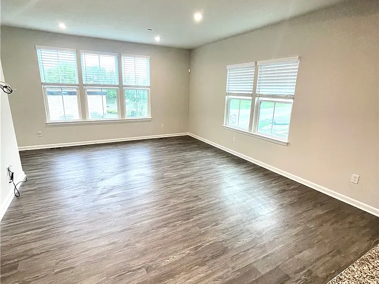1078 Adair Ave — Photo 13