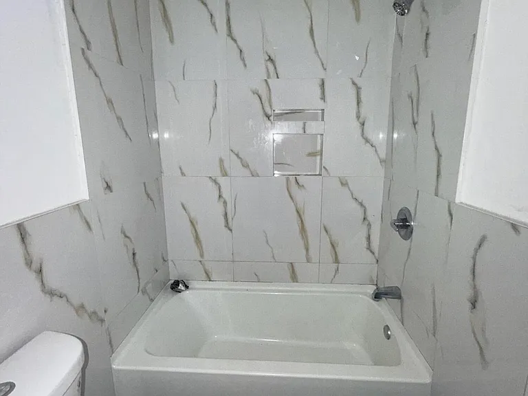 538 Beech St #3 — Photo 4