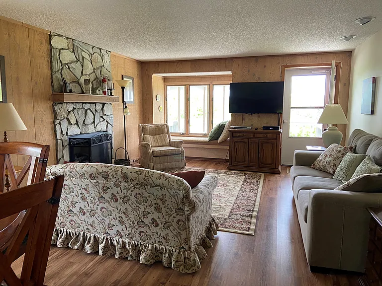 395 Skyleaf Dr #C-20 — Photo 3