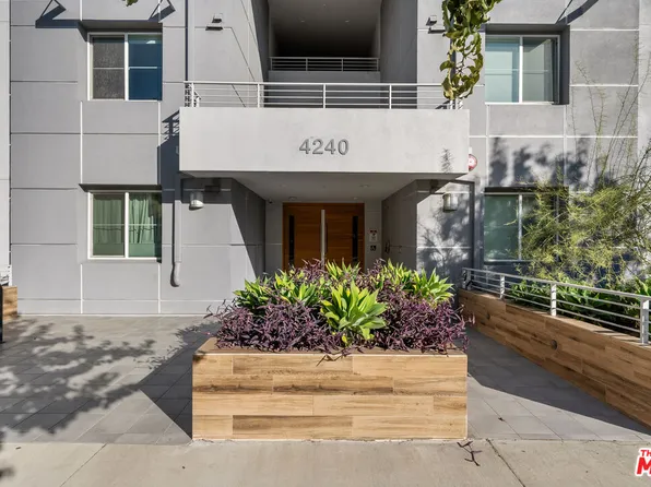 4240 Laurel Canyon Blvd Penthouse 401, Studio City, CA 91604