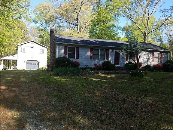 3rd image of 6611 Hagerty Ln