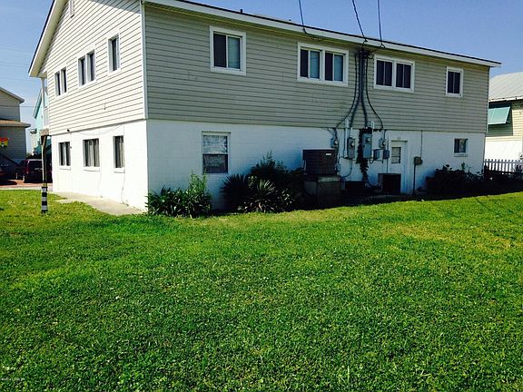 4th image of 205-207 Boardwalk Boulevard E