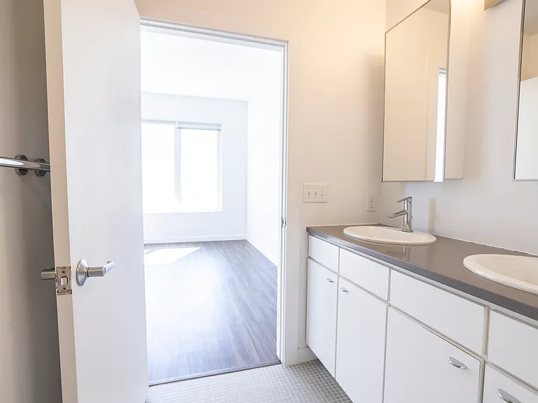 2025 Ionosphere St — Photo 13